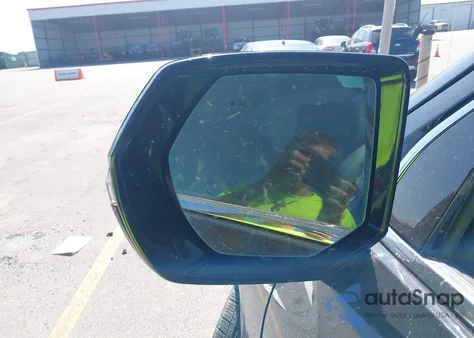 2025 GMC Yukon Xl 4Wd Denali из США, поврежденный, VIN 1GKS2JRL0SR375377